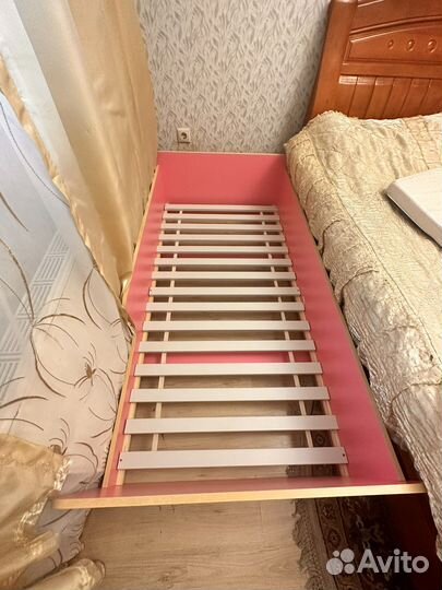 Прадаю детский кровать с матрасом