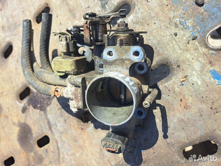 Дросельная заслонка 1.6 для Тойота Карина Е 1992гв