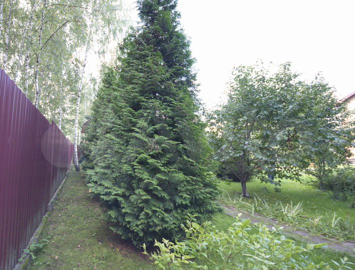 Дом 215 м² на участке 15 сот.