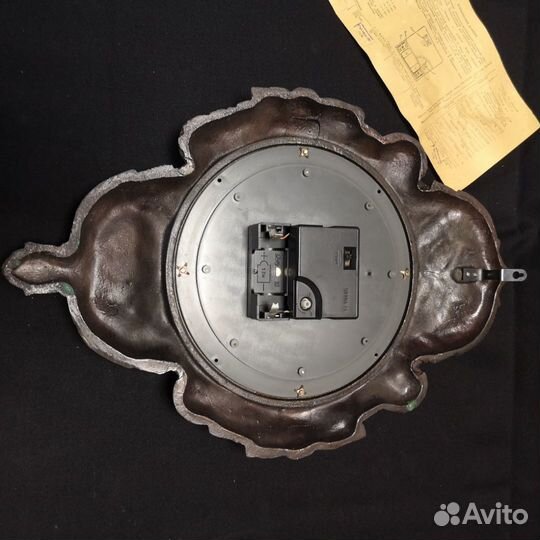 Часы настенные 