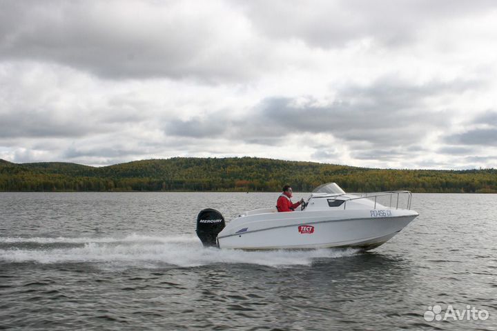 Катер с каютой Виза Легант - 515К