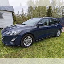 Ford Focus 1.5 AT, 2020, 145 828 км, с пробегом, цена 1 590 000 руб.