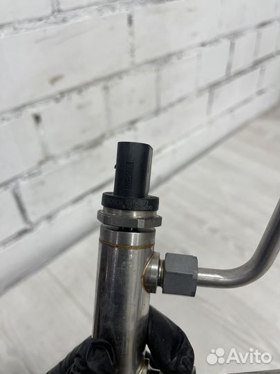 Топливная рейка рампа Bmw N20