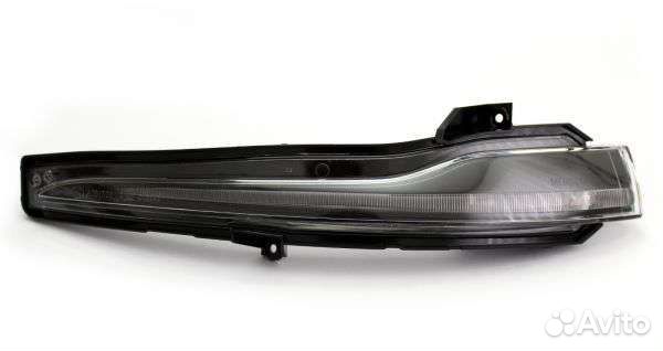 Указатель поворота В левом зеркале mercedes-benz