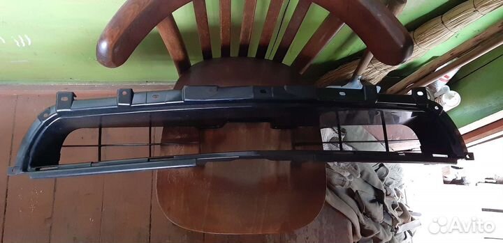 Решетка бампера Мицубиси ланцер 9