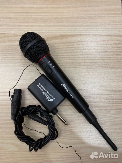 Радио микрофон