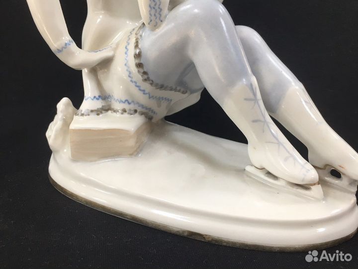 Статуэтка фигуристка физкультурница лфз