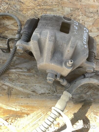 Передние суппорта Hyundai Sonata 4 EF