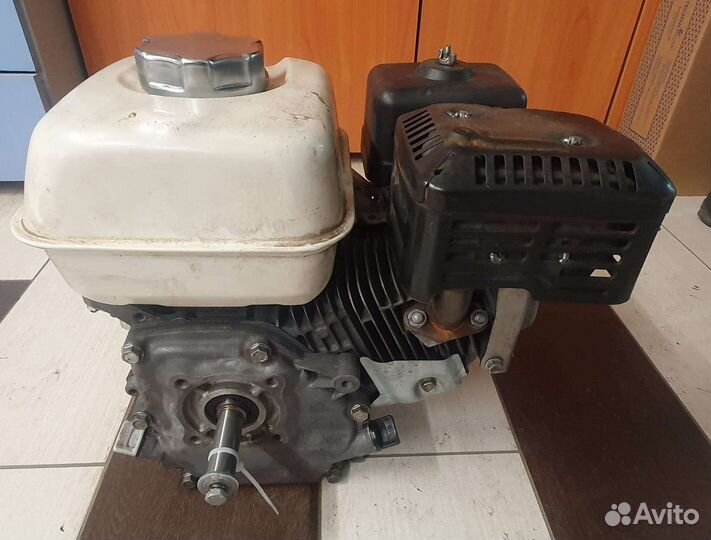Двигатель Honda GX-200