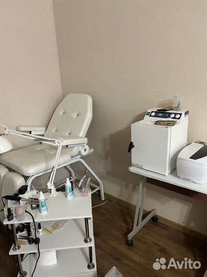 Аренда места мастера маникюра/педикюра