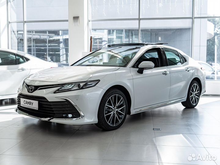 Toyota Camry 2.5 AT, 2023