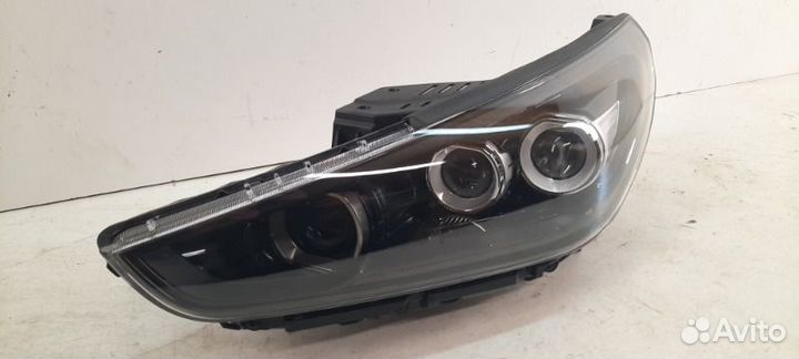 Фара левая Hyundai I30 3 2017
