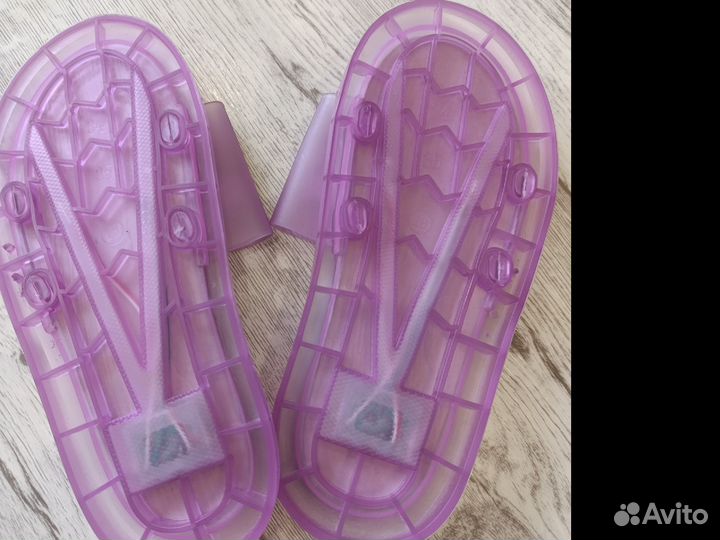 Светящиеся тапочки детские