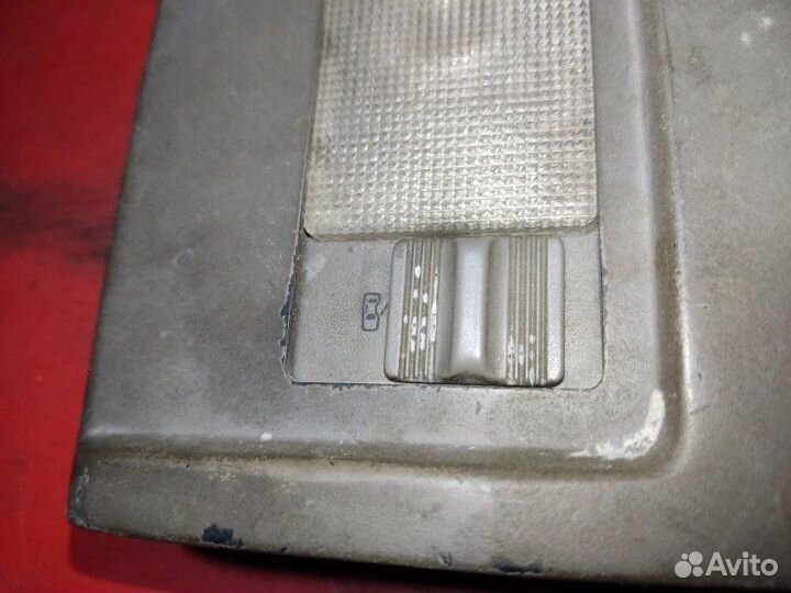 Плафон подсветки салона Audi 100 седан 2.5 AAT