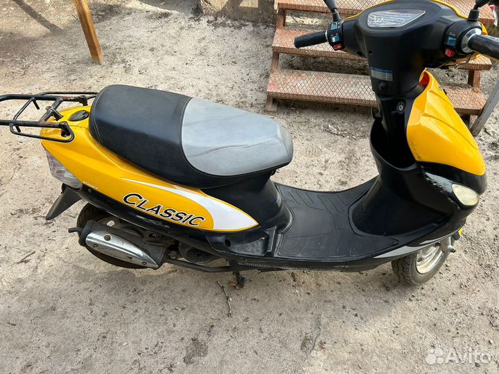 Продам скутер UMC Classic