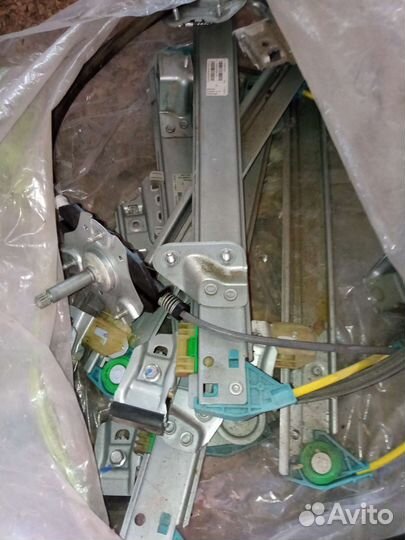 Стеклоподъемники на гранту