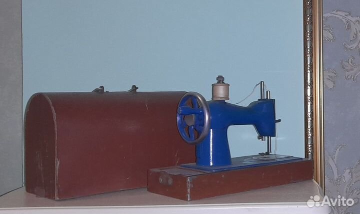 Детская швейная машинка