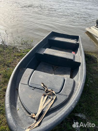 Продаю лодку с мотором
