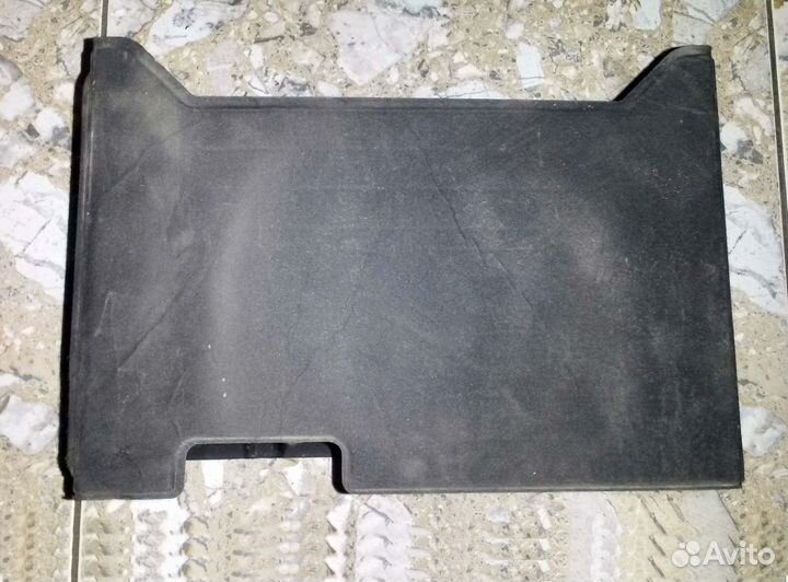 Защитный кожух аккумулятора