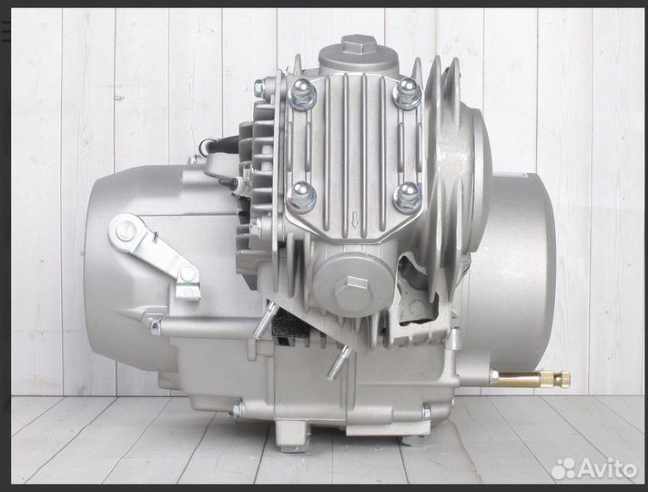 Двигатель YX125 кубов (новый) питбайк