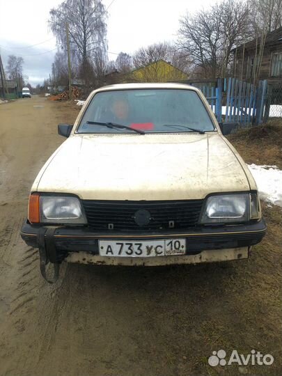 Opel Ascona C