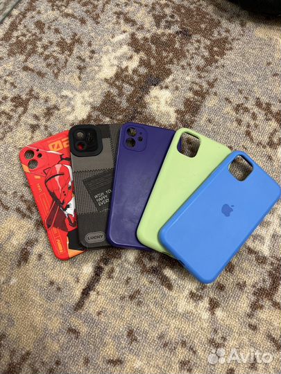 Чехлы на iPhone 11 б/у