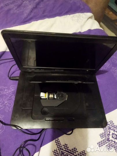 Автомобильный dvd плеер