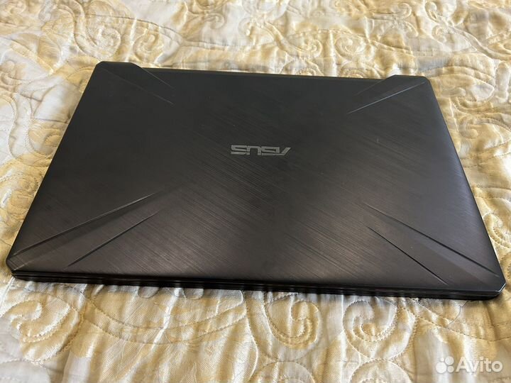 Игровой Asus FX705d hdd1tb/ssd256gb