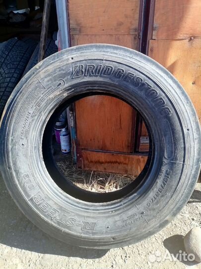 Шина грузовая 215/75 R 17.5