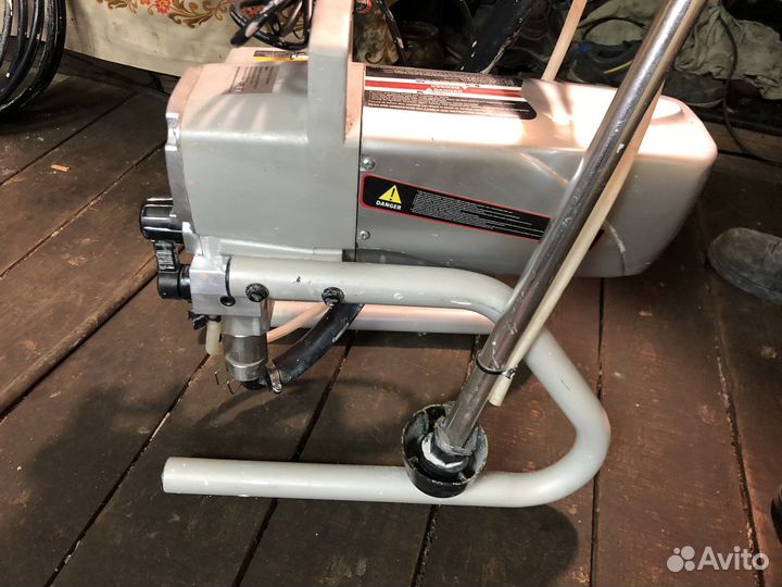 Безвоздушная покраска стен