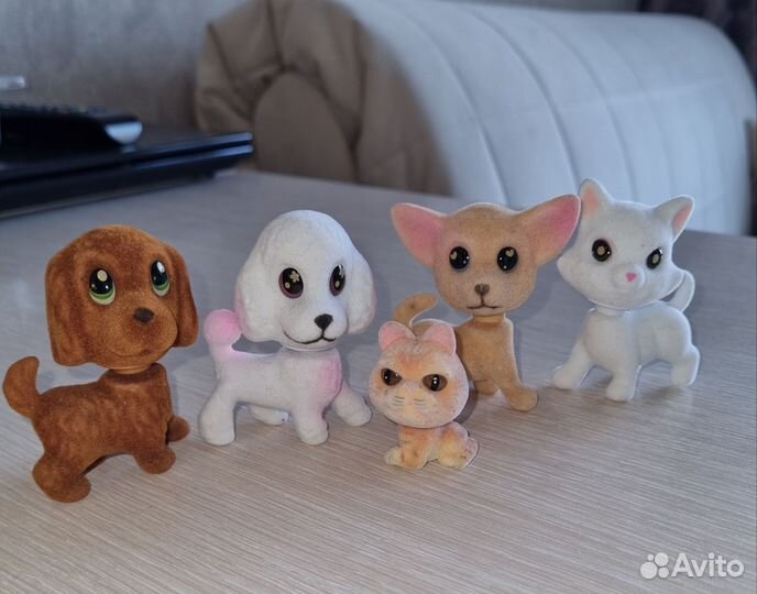 Игрушки собачки и кошечки с качающей головой