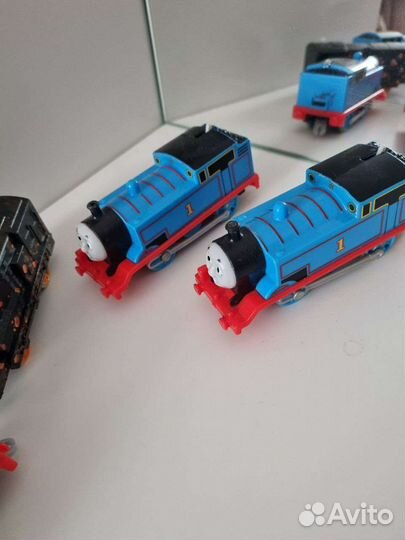 Томас и его друзья на батарейках/механизированные