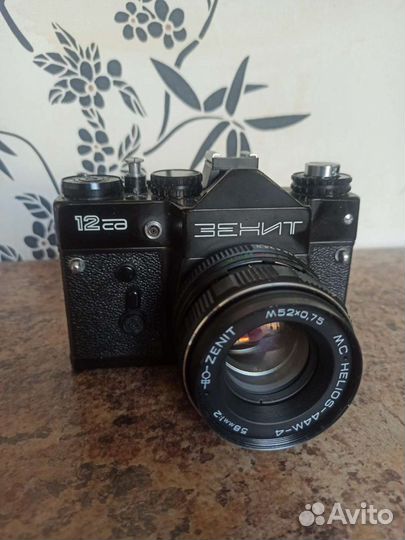 Плёночный фотоаппарат Зенит 12сд