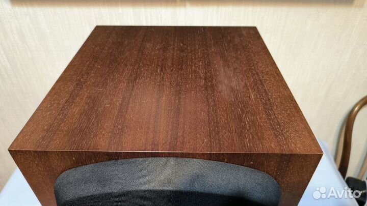 Сабвуфер Bowers & Wilkins ASW700 (500Вт 26 кг)