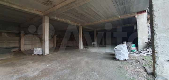 Склад, 8300 м²