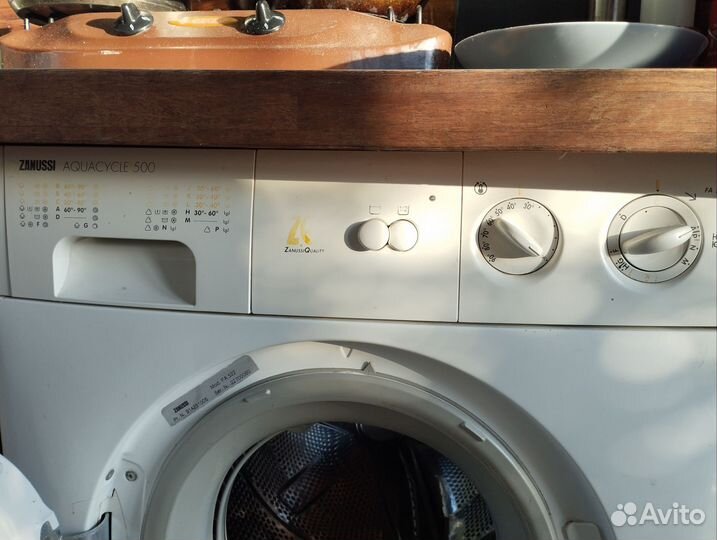 Стиральная машина zanussi