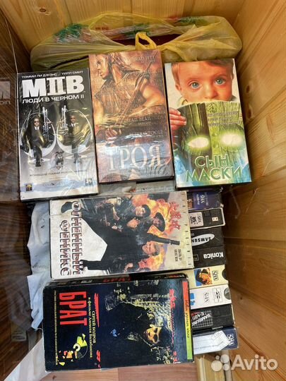 Видеокассеты