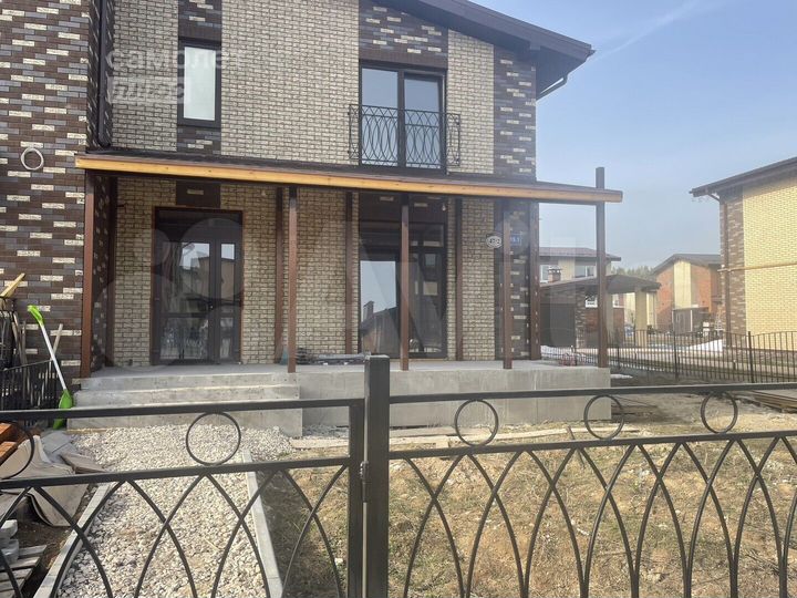 Таунхаус 135 м² на участке 4,2 сот.