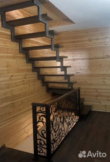 Лестницы г-образные
