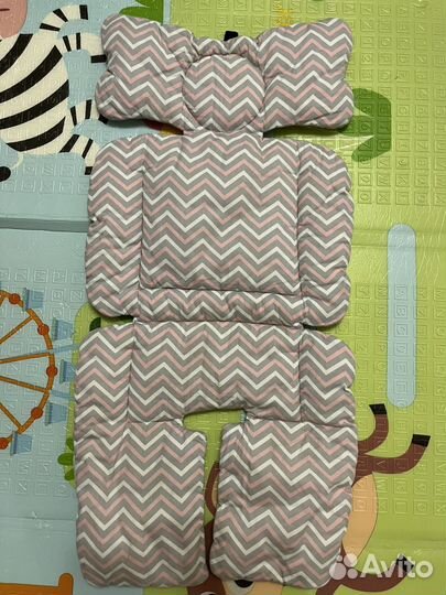 Матрасик в прогулочную коляску