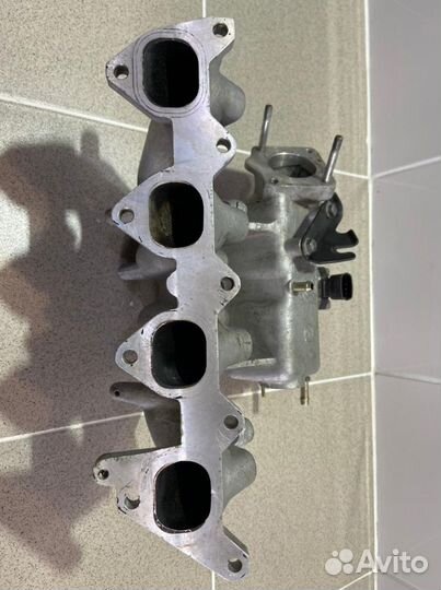 Коллектор впускной Geely Otaka 2008 г