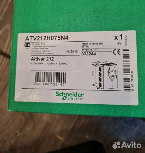 Преобразователь Schneider Electric ATV212H075N4