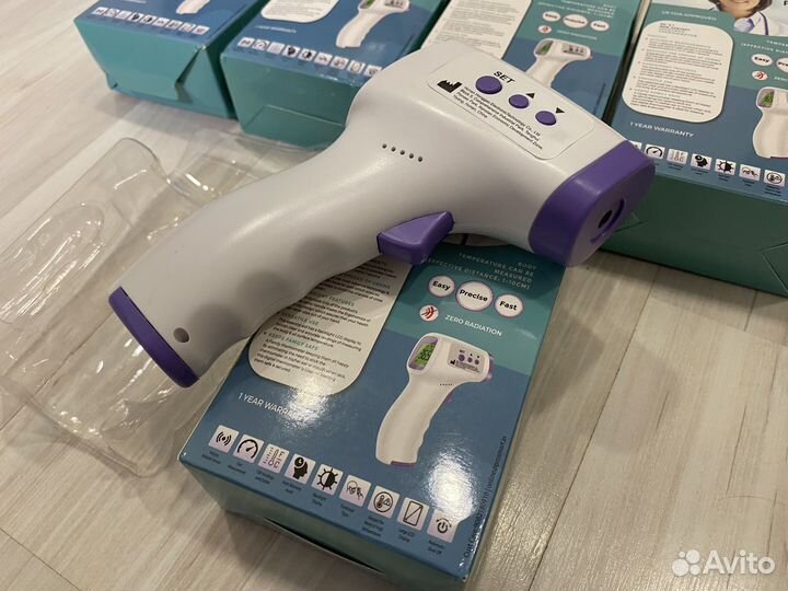 Бесконтактный инфракрасный термометр