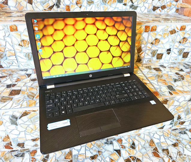 Ноутбук HP G7/FullHD/ 8ядер Core i5-8250/8GB/SSD