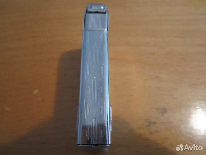 Зажигалка бензиновая защита от ветра