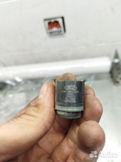 Датчик парковки задний Ford Focus 3 хетчбэк 1.6