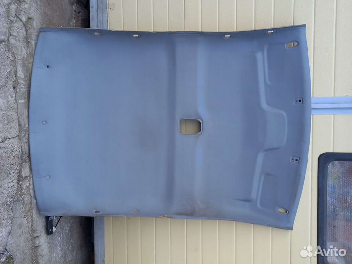 Hyundai accent- потолочина