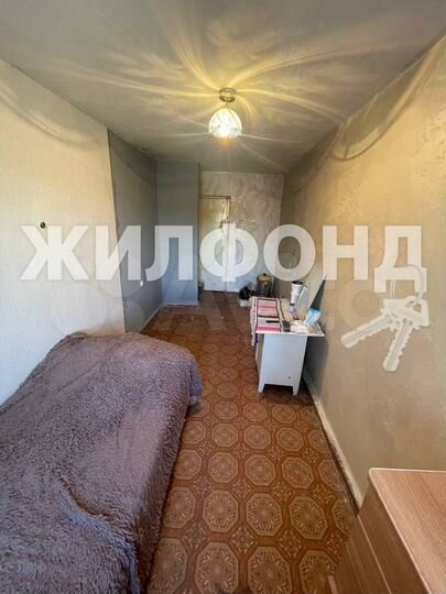 Комната 12 м² в 1-к., 1/4 эт.