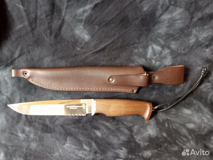 Новый Нож Златоуст Барракуда (американский орех)