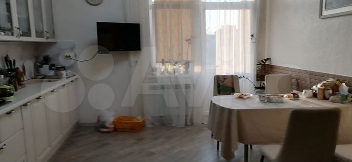 Дом 175 м² на участке 15 сот.